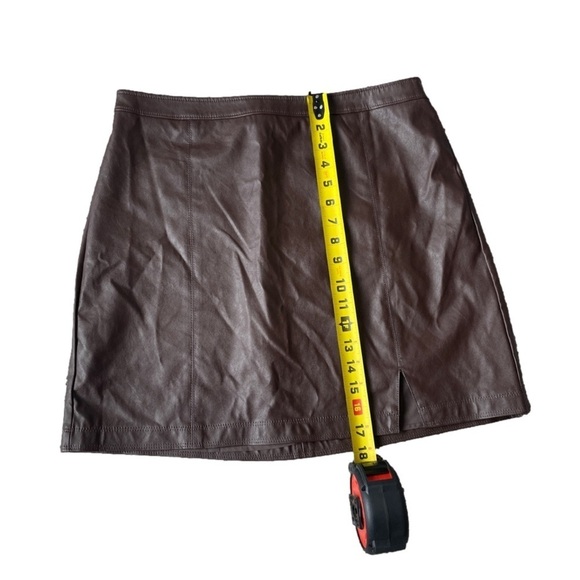Ambercrombie & Fitch  Vegan Leather Mini Skirt - Picture 2 of 6